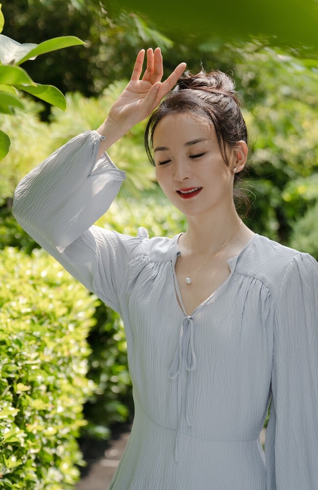 Nữ diễn viên từng bị con trai quát trên sóng truyền hình, giờ đứa trẻ đỗ đại học top đầu, đẹp chuẩn soái ca - 2