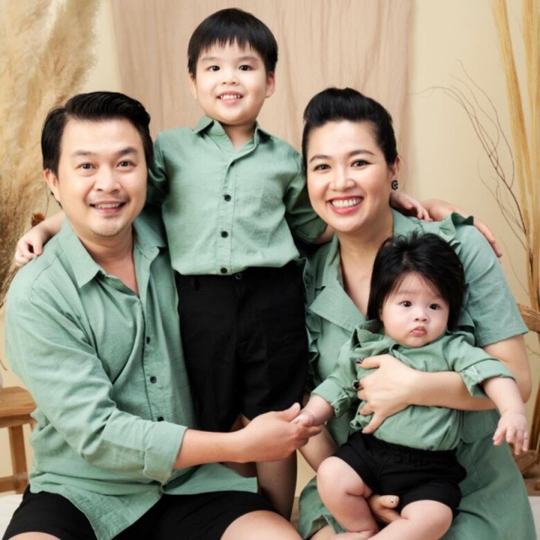 U40 mới sinh con cho chồng kém tuổi, diễn viên Lê Khánh đặt tên 2 con giống hệt bố, diện mạo cũng y đúc - 2
