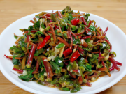 Bếp Eva - Loại rau dại hái ven đường gợi cả bầu trời tuổi thơ của thế hệ 7X, 8X, mùa hè ăn mát rượi còn bổ tim, tốt não, đẹp da