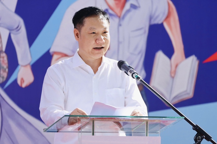 GS.TS Nguyễn Tiḗn Thảo, Vụ trưởng Vụ Giáo d:ục Đại học (Bộ GDamp;ĐT) phát biểu tại ngày hội.