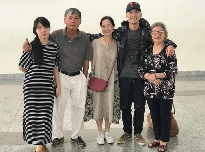 Mỹ nhân Hà thành trẻ nhất được phong NSND, hơn 30 năm hôn nhân chưa mặc váy cưới, hiện sống trong căn nhà thế nào? - 5