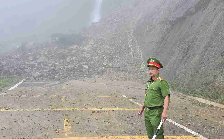 Sạt lở đất ở Lai Châu.