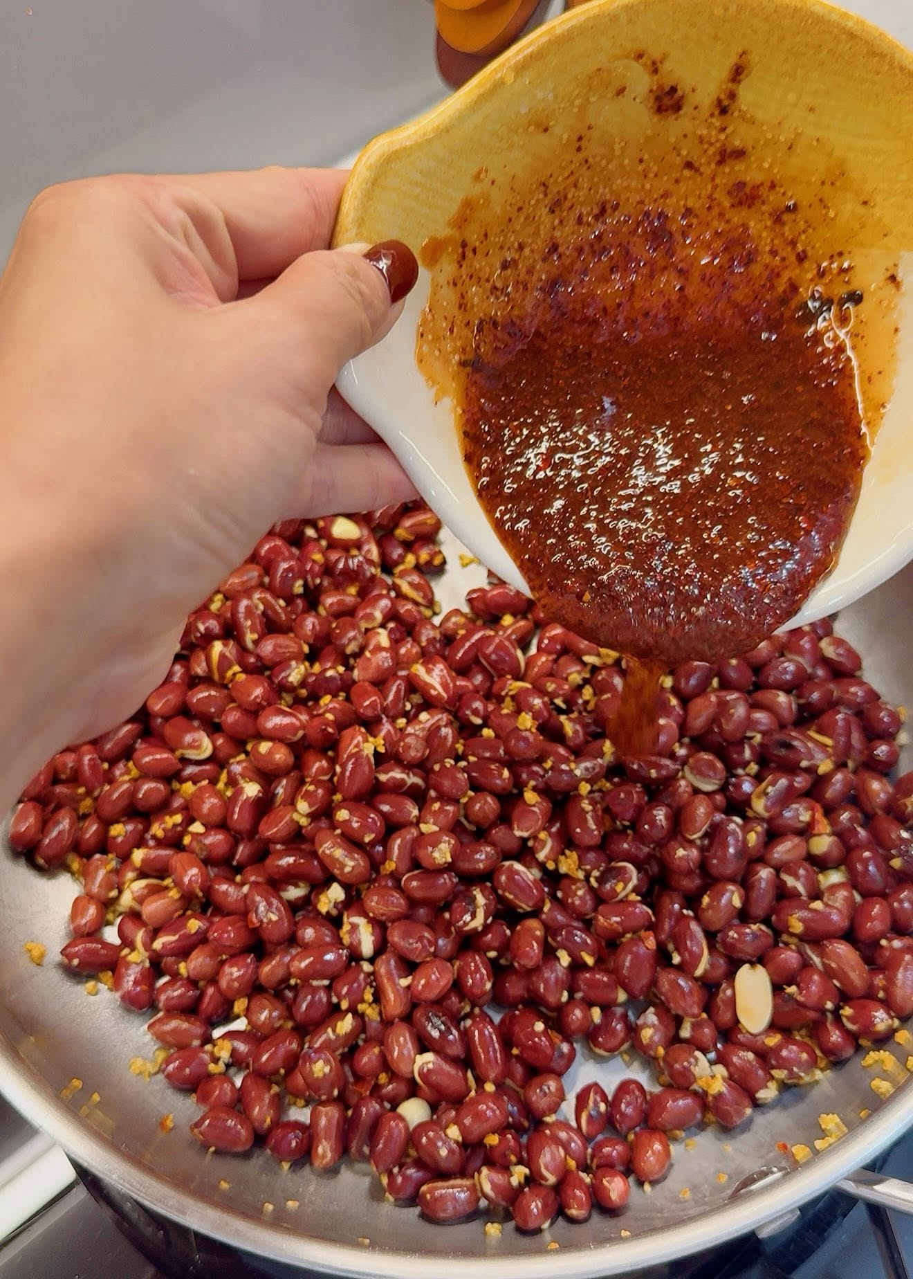 Đổ nước sốt