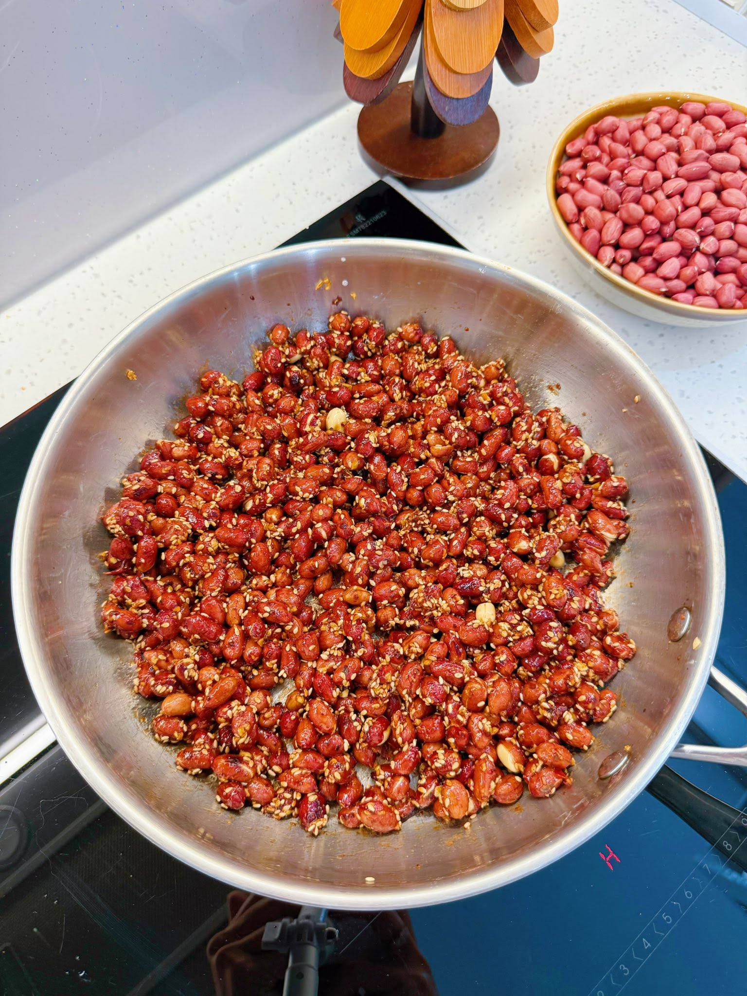 Loại hạt nhỏ xinh, giàu protein hơn ngô, nhiều vitamin E hơn khoai lang, đem rang tỏi ớt, ăn kiểu gì cũng ngon - 7