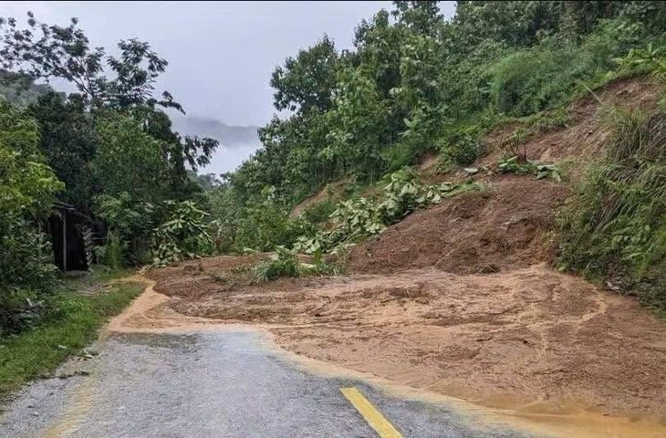 Nhiều khu vực có nguy cơ cao lũ quét, sạt lở đất.