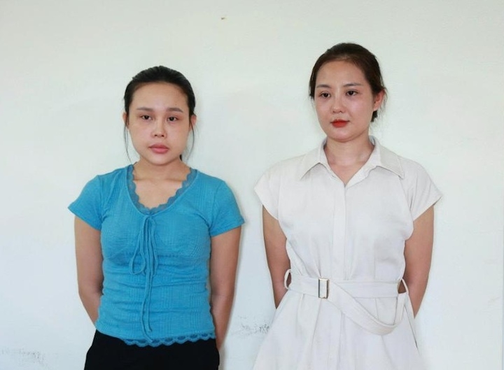 Nguyễn Thị Thảo và Vi Thị Nụ bị khởi tố về tội “Môi giới mại dâm”. Ảnh: Công an tỉnh Hà Tĩnh