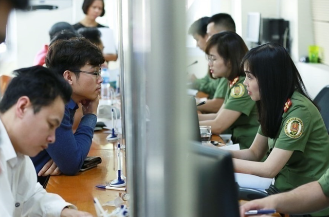 Việc đăng ký thường trú, tạm trú mang lại những lợi ích rất rõ ràng và thiết thực cho cuộc sống của người dân. Ảnh minh họa: TL