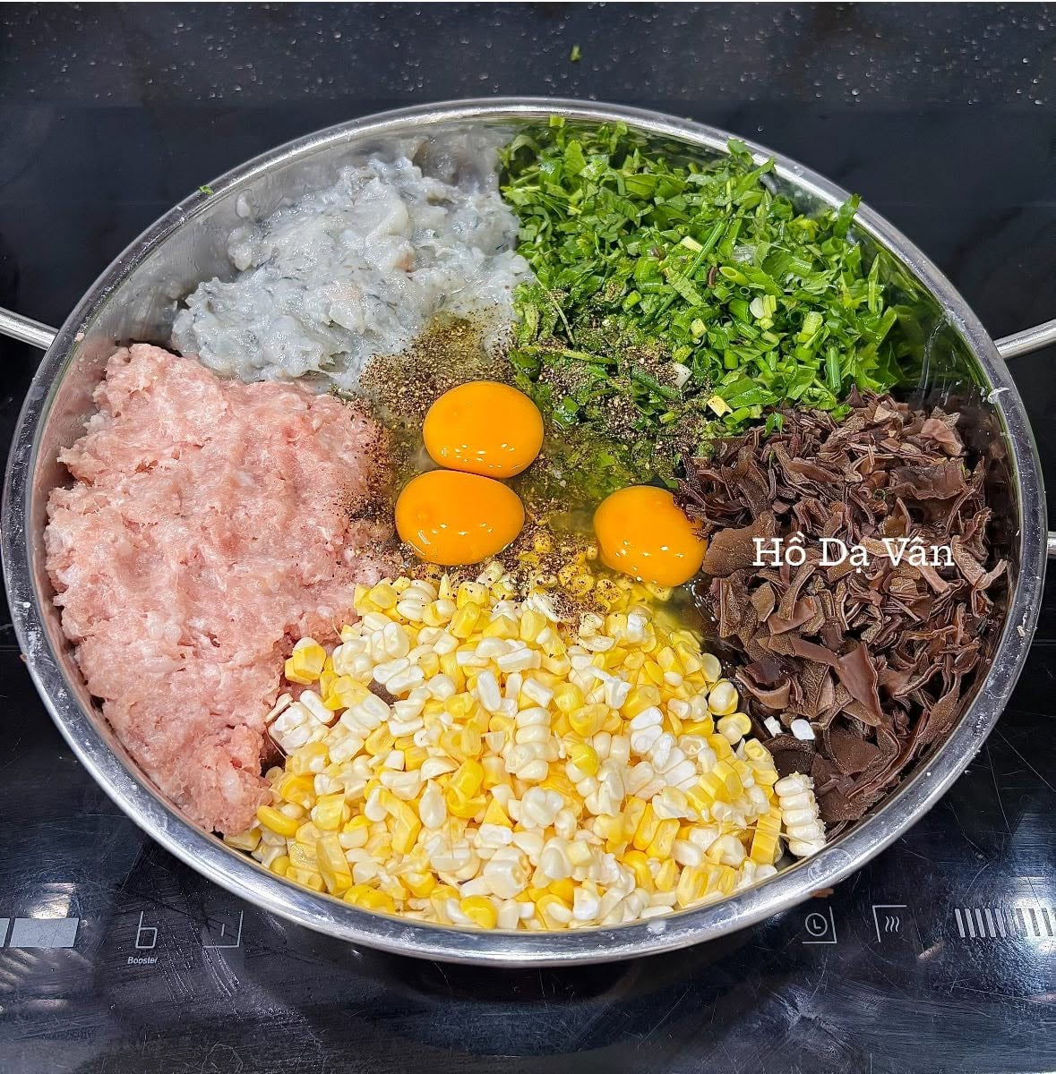 Đừng làm nhân nem rán chỉ với thịt, miến, mộc nhĩ… thêm loại hạt giòn ngọt này đảm bảo hương vị mới lạ, hấp dẫn - 2
