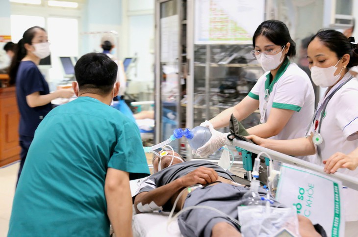 Từ hôm nay - 15/7, chế độ phụ cấp đặc thù mới với nhân viên y tế có hiệu lực - 1