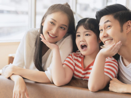 Điểm số chỉ là thứ yếu, cha mẹ thông minh luôn ưu tiên dạy con 3 điều quyết định tương lai