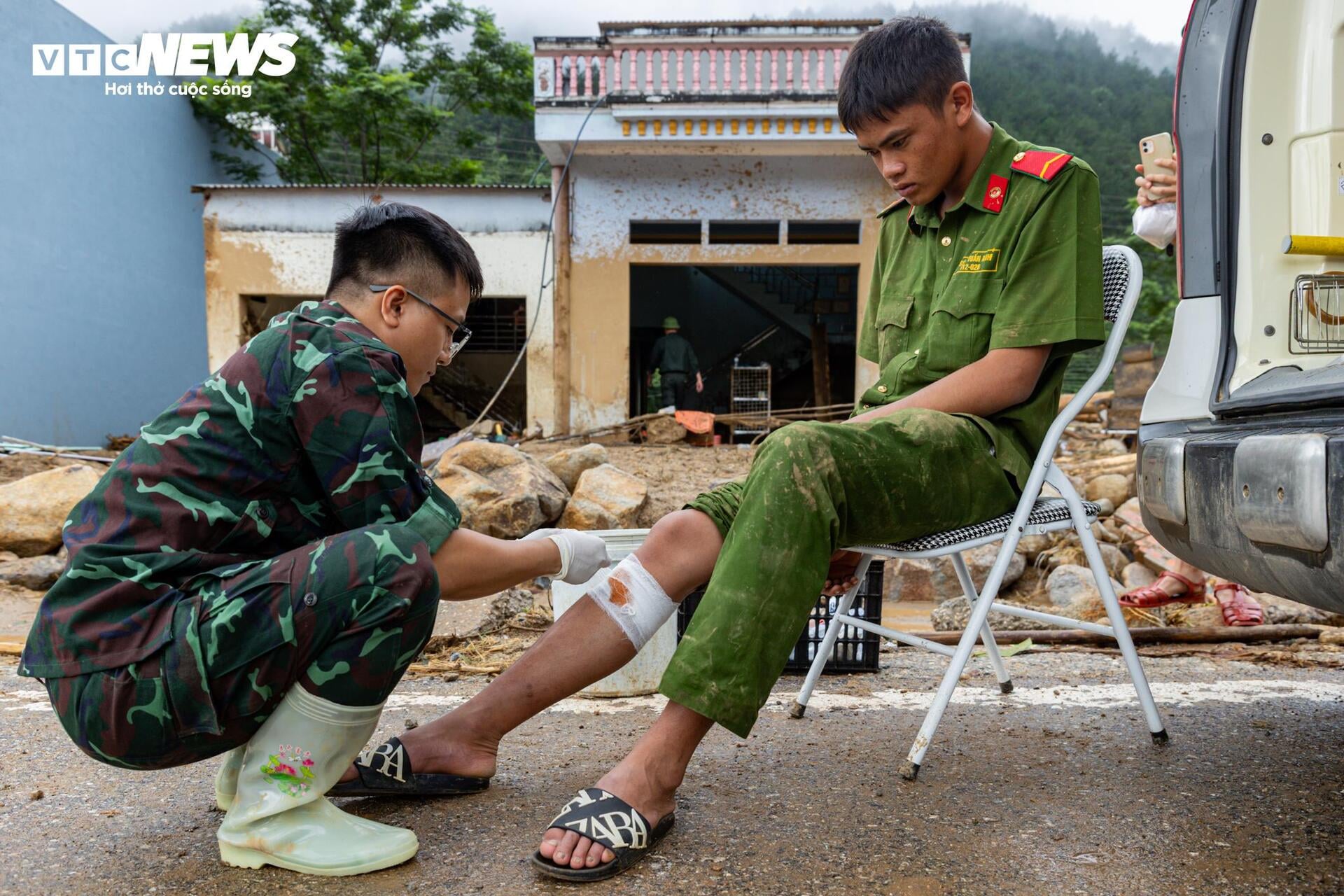img src/upload/3-2026/images/2026-07-20/1784546262-cong-an-quan-doi-lai-chau-9-05-width1920height1280.jpg width660 /