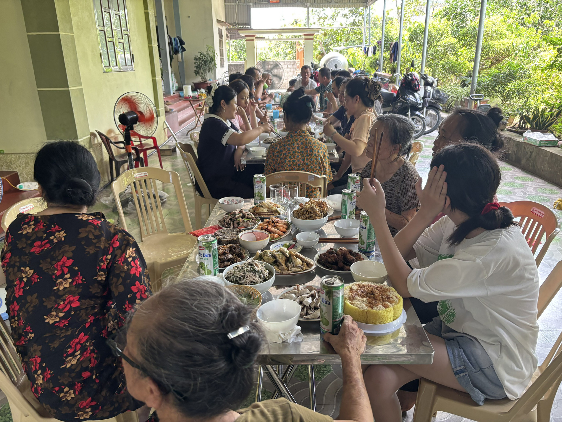 Món lạ từ sản vật amp;#34;dưới lòng đấtamp;#34; ở miền Bắc, nhìn là muốn gắp, ăn bổ lại ngon - 5