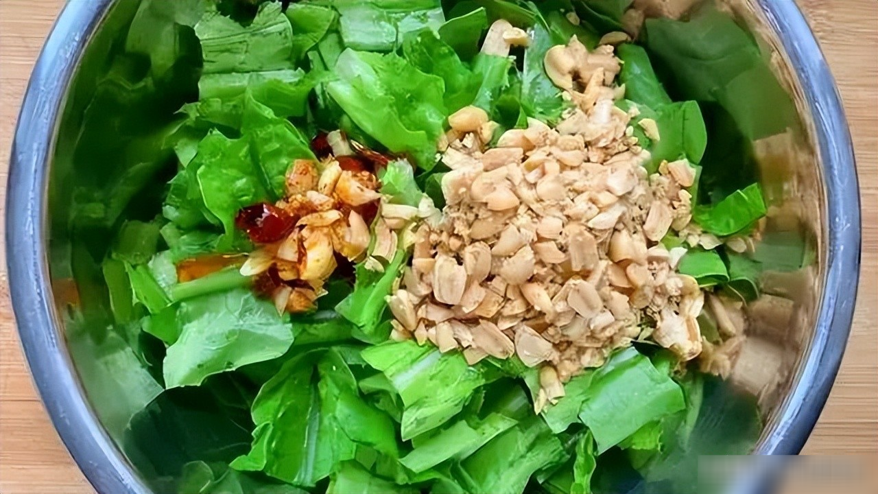 Loại rau tươi mát hơn dưa chuột, giòn ngọt hơn xà lách, siêu vitamin, làm món này vừa ngon vừa mát - 4