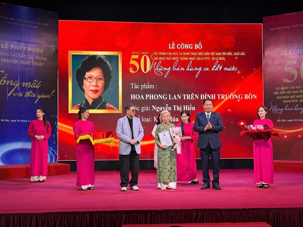 Tác phẩm Hoa lan trên đỉnh Truông Bồn được vinh danh 50 tác phẩm nghệ thuật Việt Nam tiêu biểu tiêu biểu, xuất sắc sau ngày đất nước thống nhất (1975- 2025).