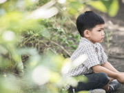 Kiểu cha mẹ tưởng hiền lành nhất lại khiến con tổn thương sâu nhất: 10 năm sau mới trả giá