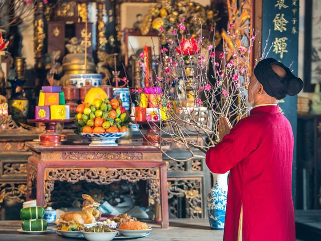 Nhớ về cội nguồn không phải để sống trong quá khứ, mà để có thêm động lực sống tốt hơn ở hiện tại. Ảnh internet