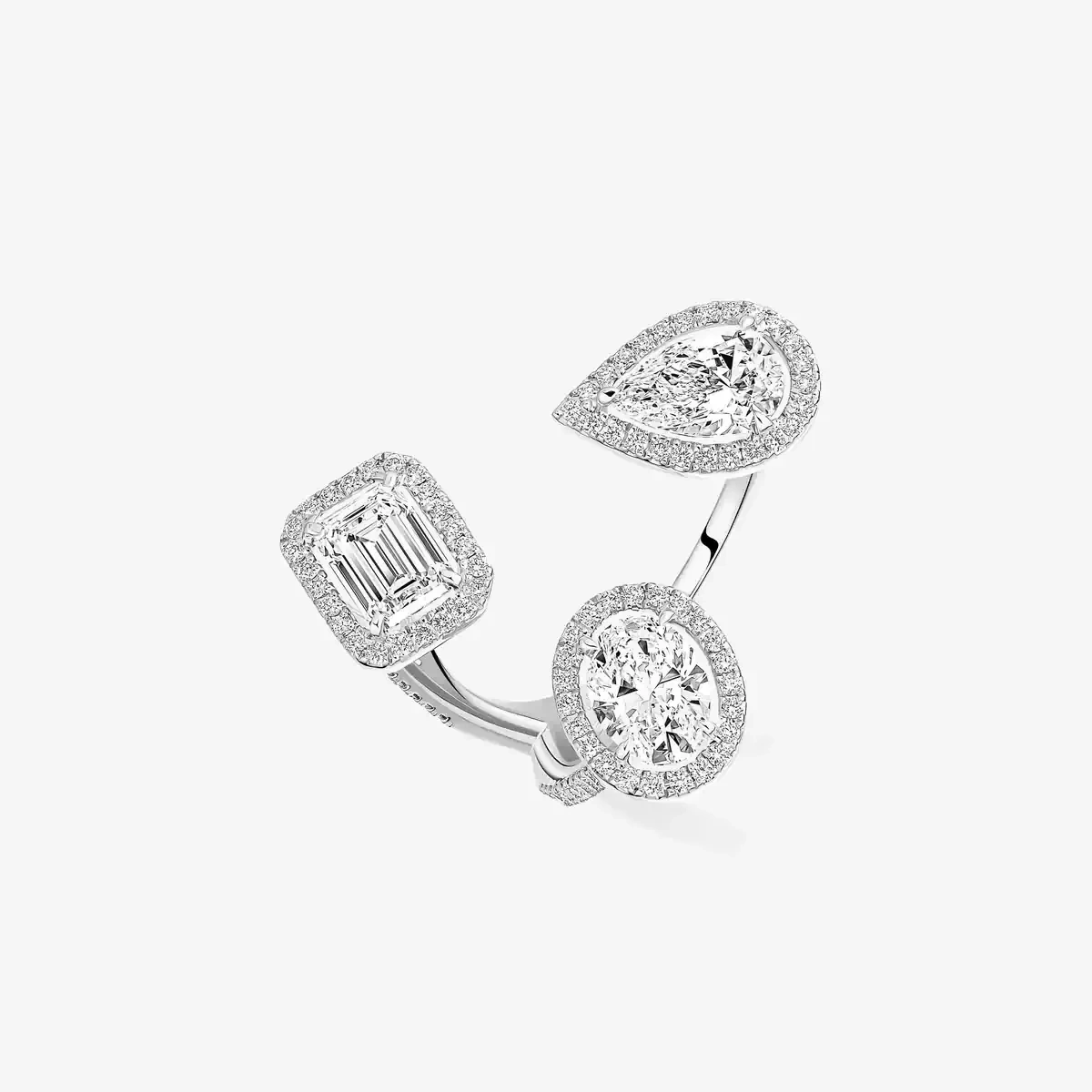 Thiết kế đính viên kim cương 0,5 carat, có giá 26.800 euro (khoảng 825 triệu đồng), theo nhà mốt. Ảnh: Messika