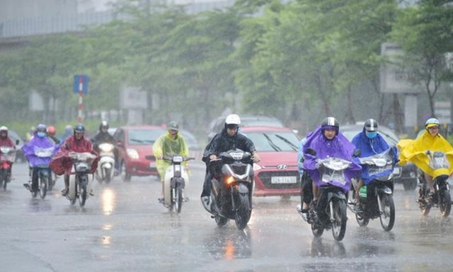 Theo dự báo thời tiết, cả 3 miền trên cả nước tiếp tục có mưa dông. Ảnh minh họa: TL