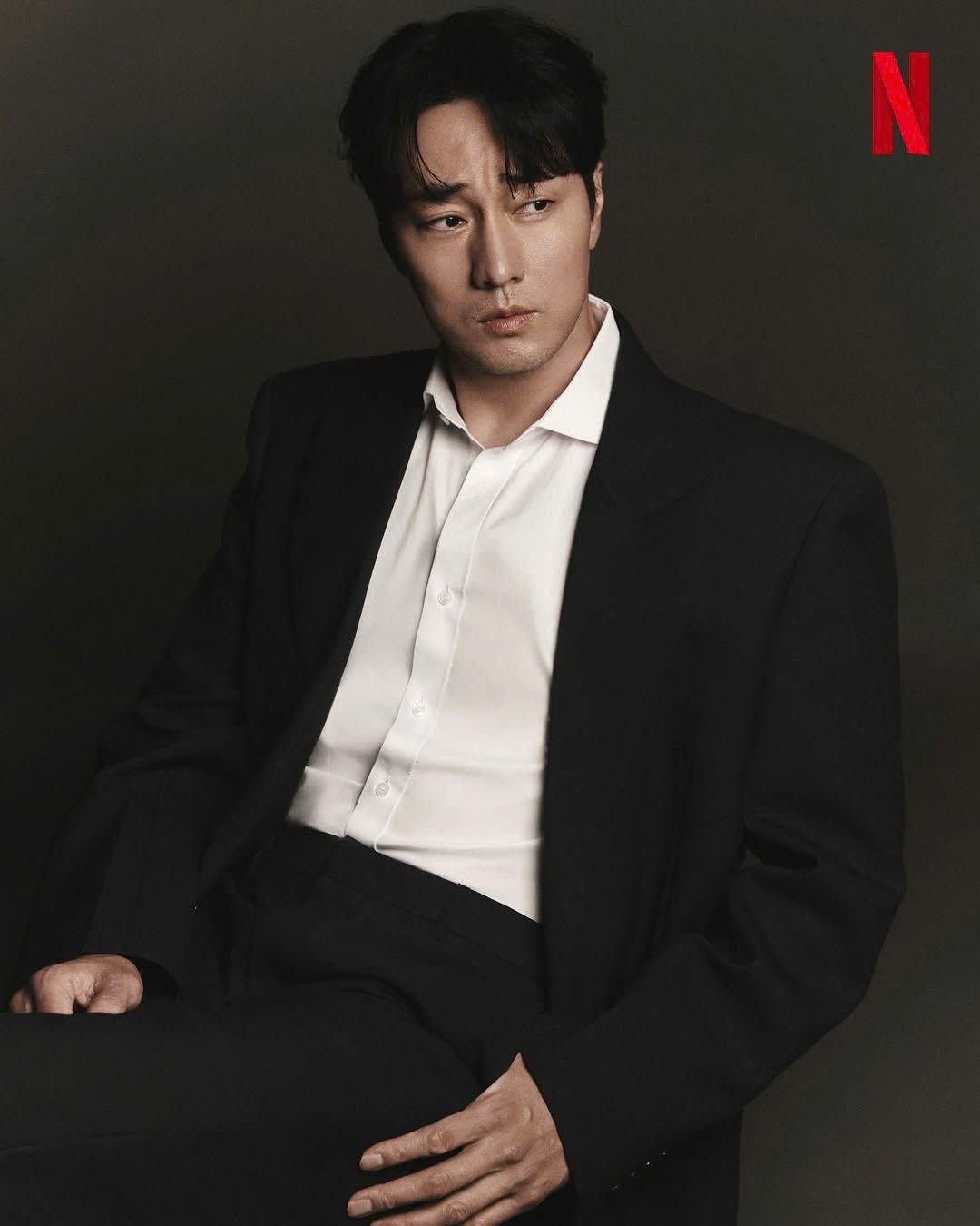 Diễn viên So Ji Sub. 
