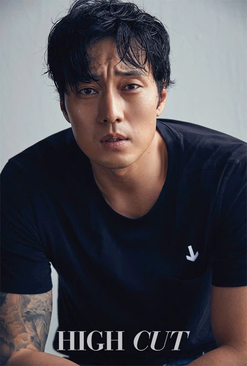 So Ji Sub duy trì phong độ sau nhiều chục năm làm nghề. 
