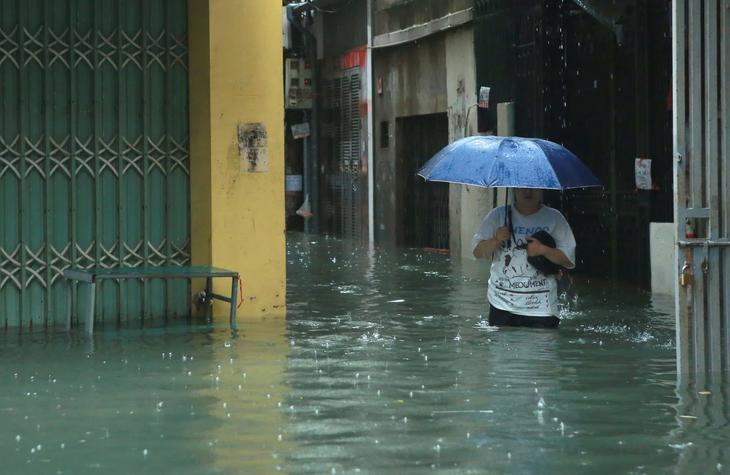 Tháng 7 xuất hiện nhiều đợt mưa lớn. Ảnh: Tuấn Anh