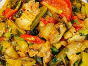Bếp Eva - Loại thịt rẻ hơn thịt bò, thơm hơn thịt cừu, đem xào với dưa chua thành món ngon đưa cơm
