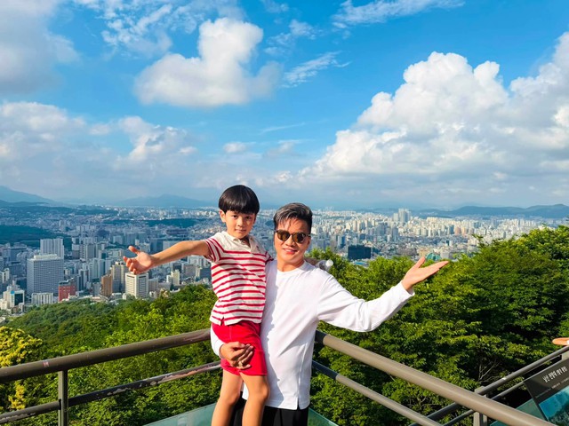 Với Đàm Vĩnh Hưng, việc chăm sóc và đồng hành cùng con mang đến cho anh những trải nghiệm đặc biệt. Nam ca sĩ từng nhiều lần thể hiện sự tự hào khi nói về con trai và mong muốn Polo có tuổi thơ vui vẻ, được phát triển theo sở thích của riêng mình.