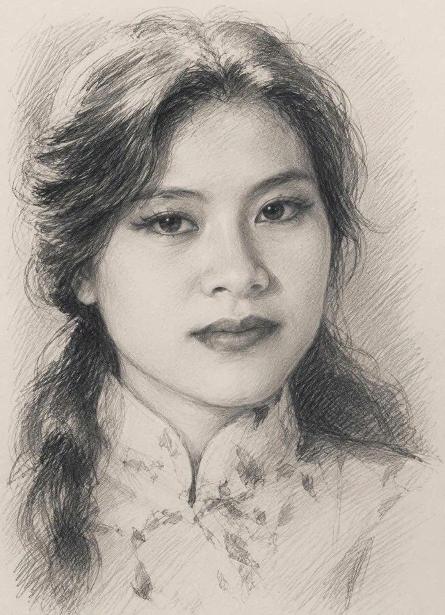 Hình ảnh lúc trẻ của mẹ ruột Khánh Thi.