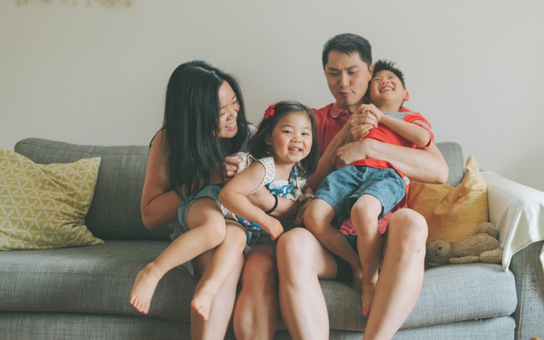 Giàu hay nghèo không quan trọng, những đứa trẻ xuất sắc thường xuất thân trong 4 kiểu gia đình này! - 1