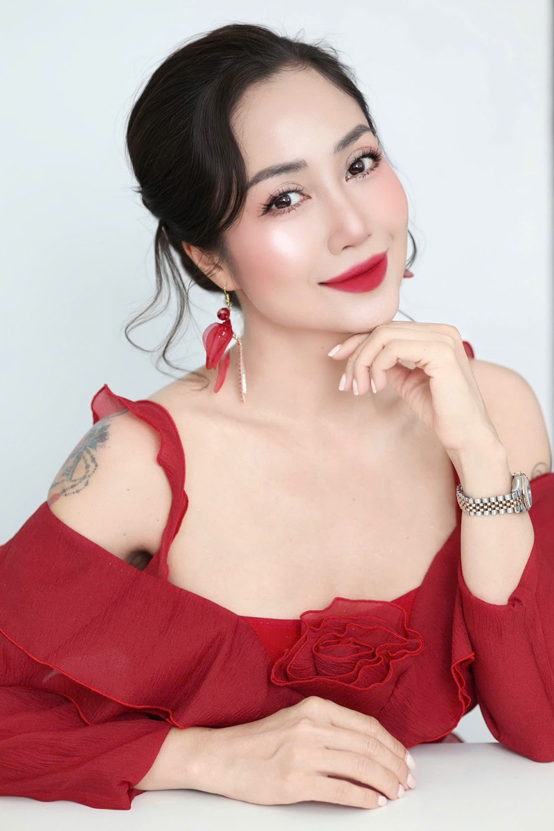 NSƯT Ốc Thanh Vân