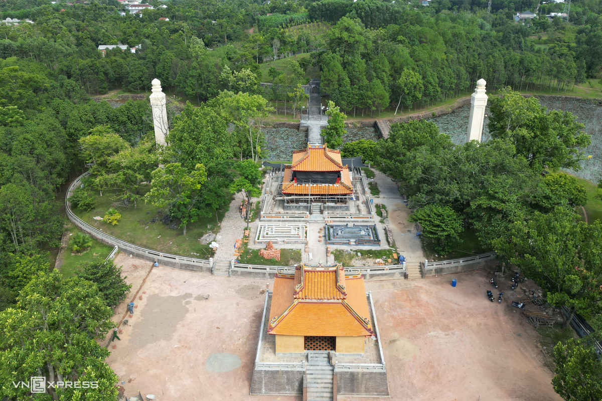 Nơi an nghỉ của vua triều Nguyễn thích làm thơ - 10