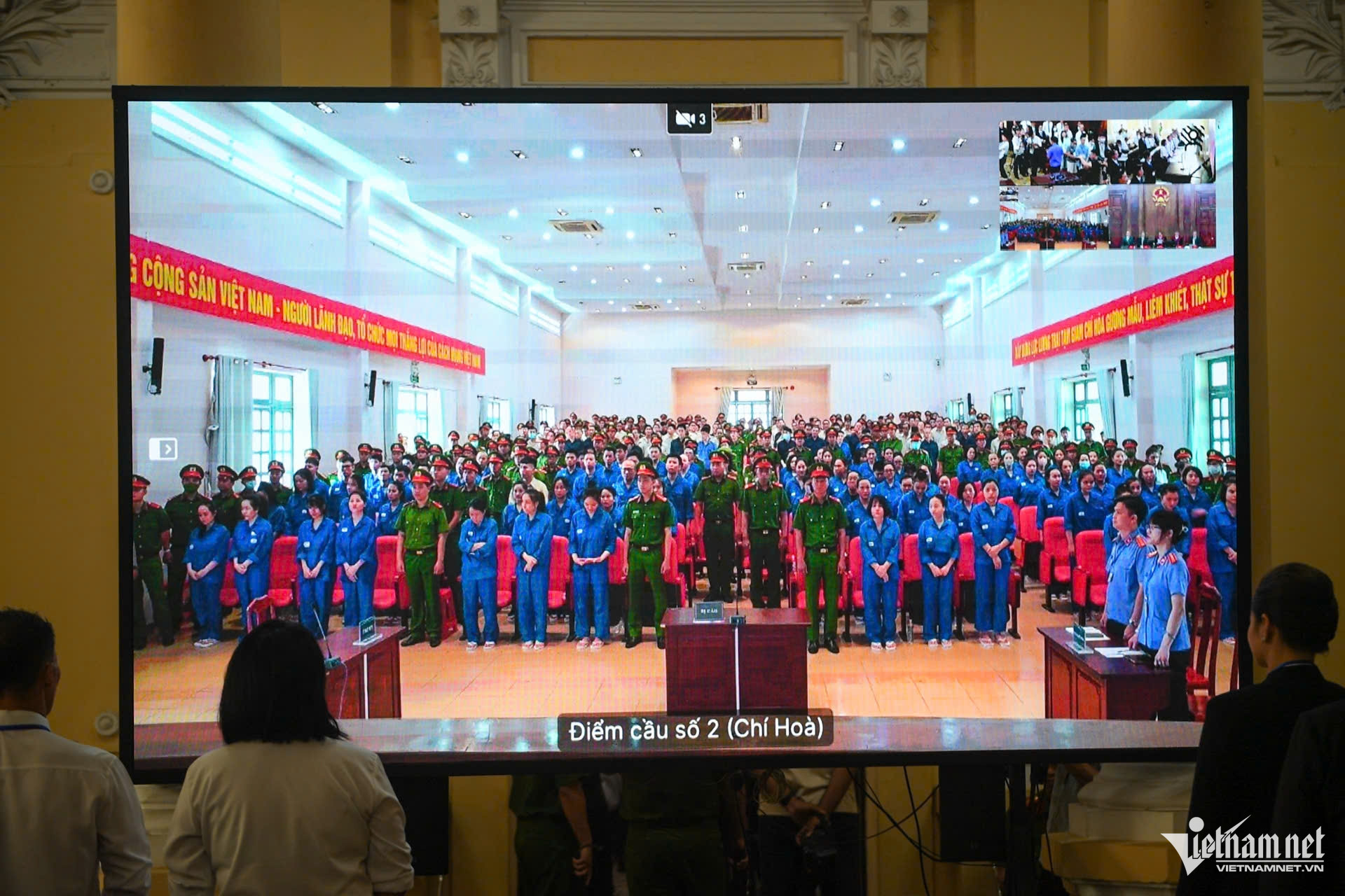 Hình ảnh phiên tòa xét xử ca sĩ Chi Dân, Andrea Aybar trong chuyên án ma túy VN10 - 4