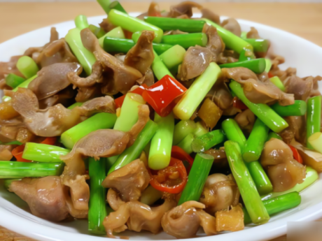 Bộ phận dai giòn, hấp dẫn, giá rẻ, xào nhanh với loại rau kháng viêm, ngọt ngon này thành món thơm phức