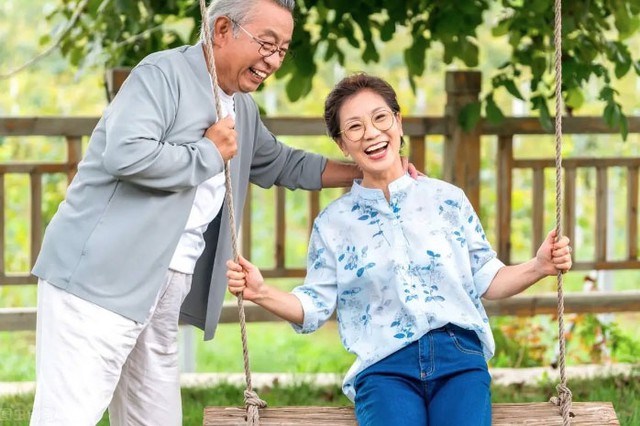 Việc giữ đam mê và sở thích cá nhân cũng được khuyến khích đối với cha mẹ khi mới bắt đầu cuộc sống hưu trí. Ảnh minh họa