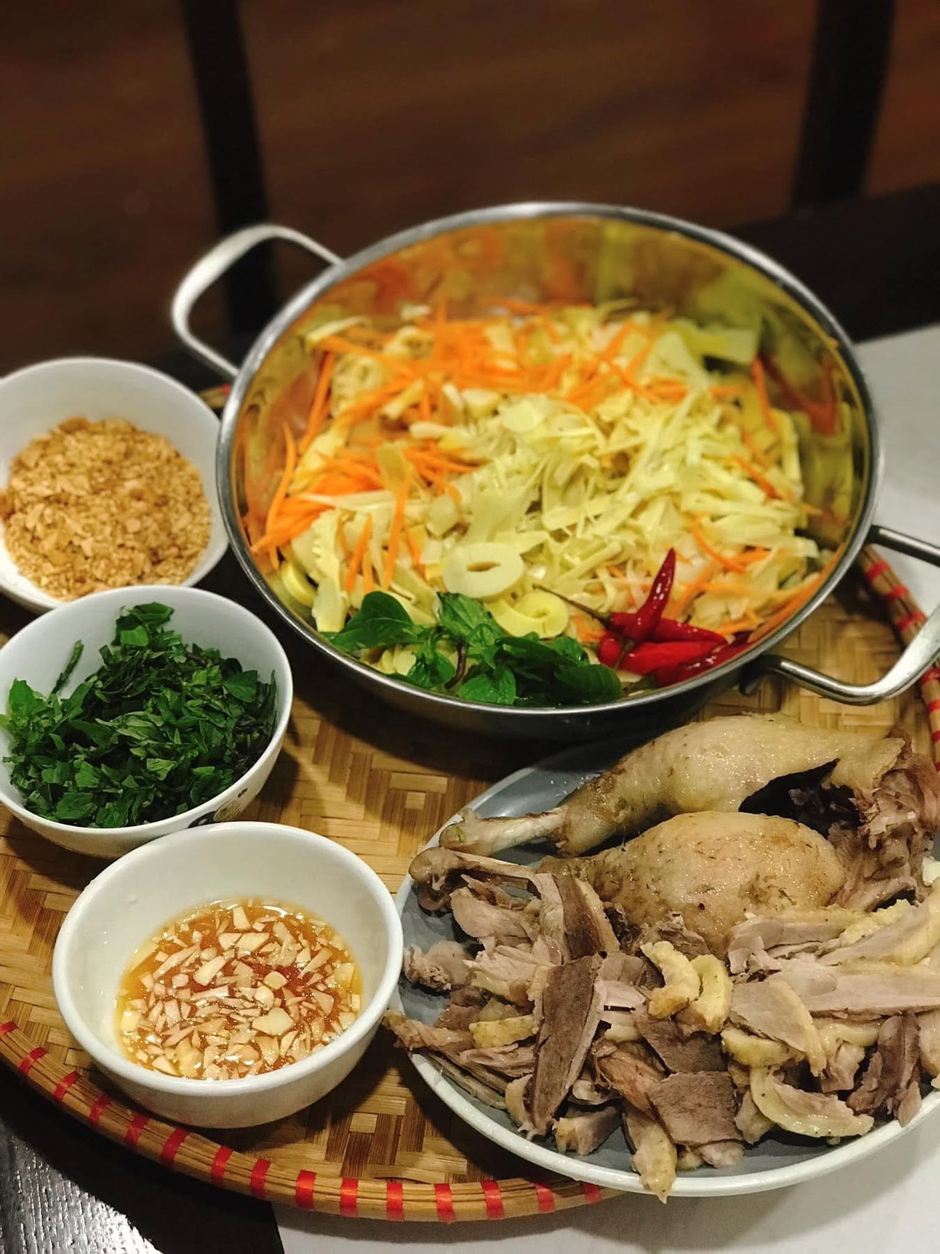 Loại rau giàu chất xơ bậc nhất, hỗ trợ tiêu hoá, chống ung thư, đem làm nộm hấp dẫn, dễ ăn - 2