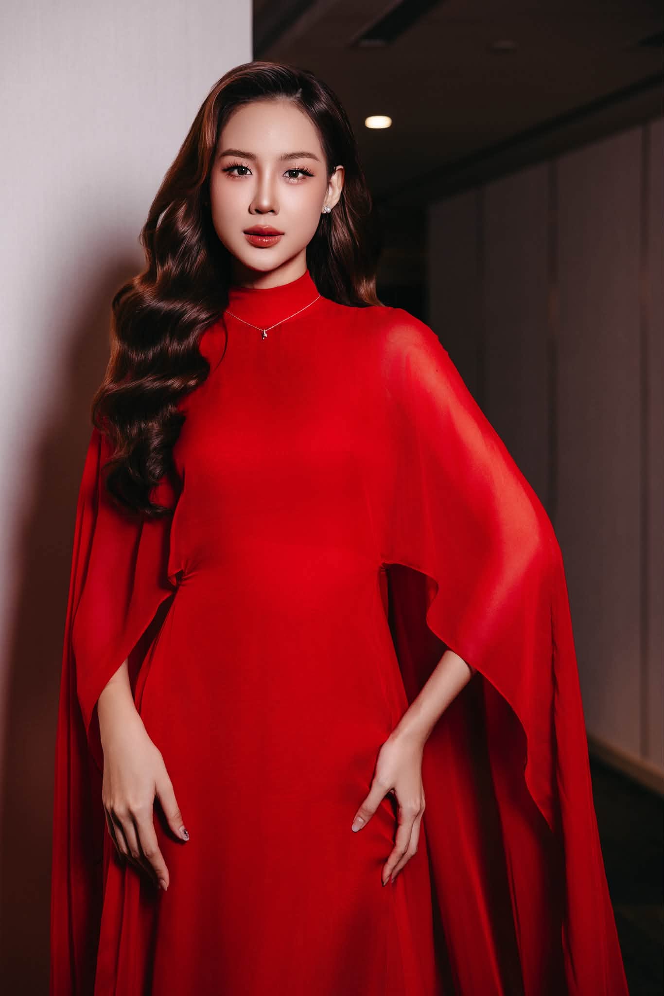 Cô trước phần thi phỏng vấn kín hôm 30/8.