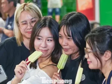 Phản ứng khi Kem Tràng Tiền đóng cửa