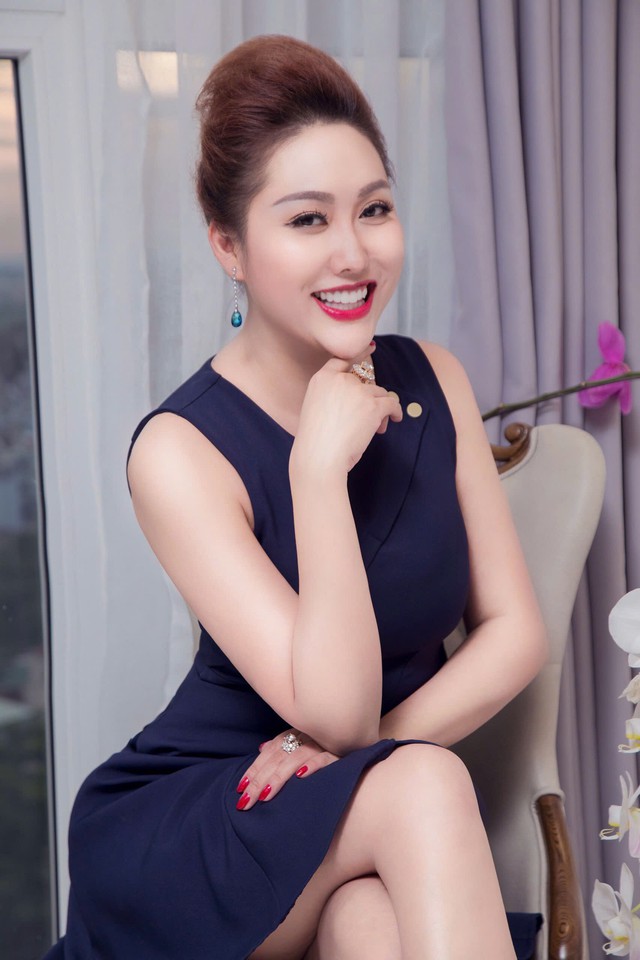 Phi Thanh Vân cho biết, sau khi ly hôn chồng thứ 2 vào năm 2016, cô đã có một quyết định quan trọng nhất trong cuộc đời mình, đó là học. Và cô đã thực hiện đều đặn suốt 10 năm qua.