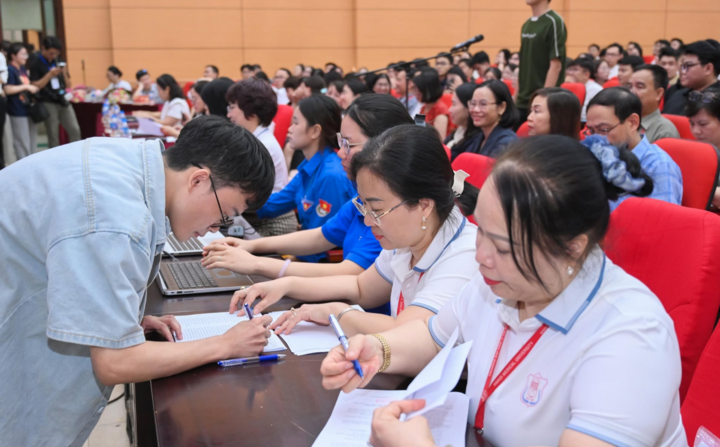 Thí sinh xác nhận chuyên ngành nội trú.