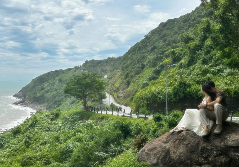 Cặp đôi hẹn hò riêng tư hơn 1 năm trước khi công khai. 