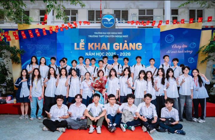 Từ một tập thể 42 học sinh, mỗi em đang chuẩn bị bước vào một môi trường, hướng đi khác nhau.
