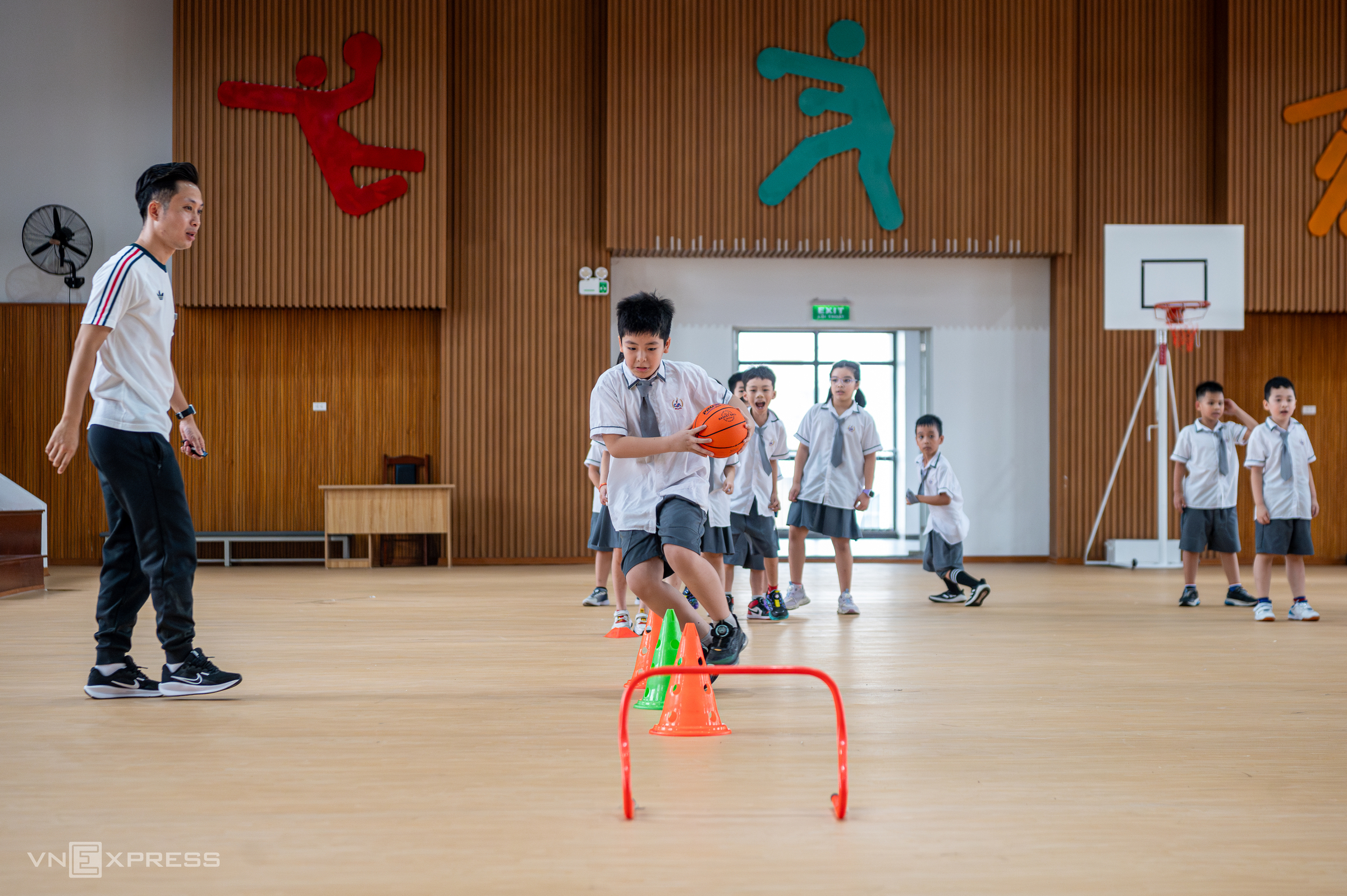 Trường công ở Hà Nội có giường tầng, phòng ngủ trưa cho học sinh - 12
