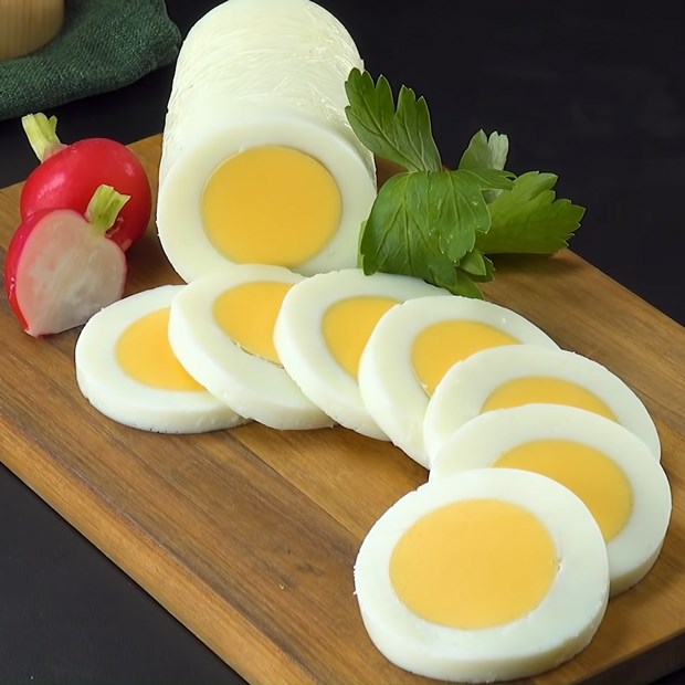 Trứng gà luộc giữ lại tới 99% thành phần dinh dưỡng, cao hơn nhiều so với các cách chế biến khác.