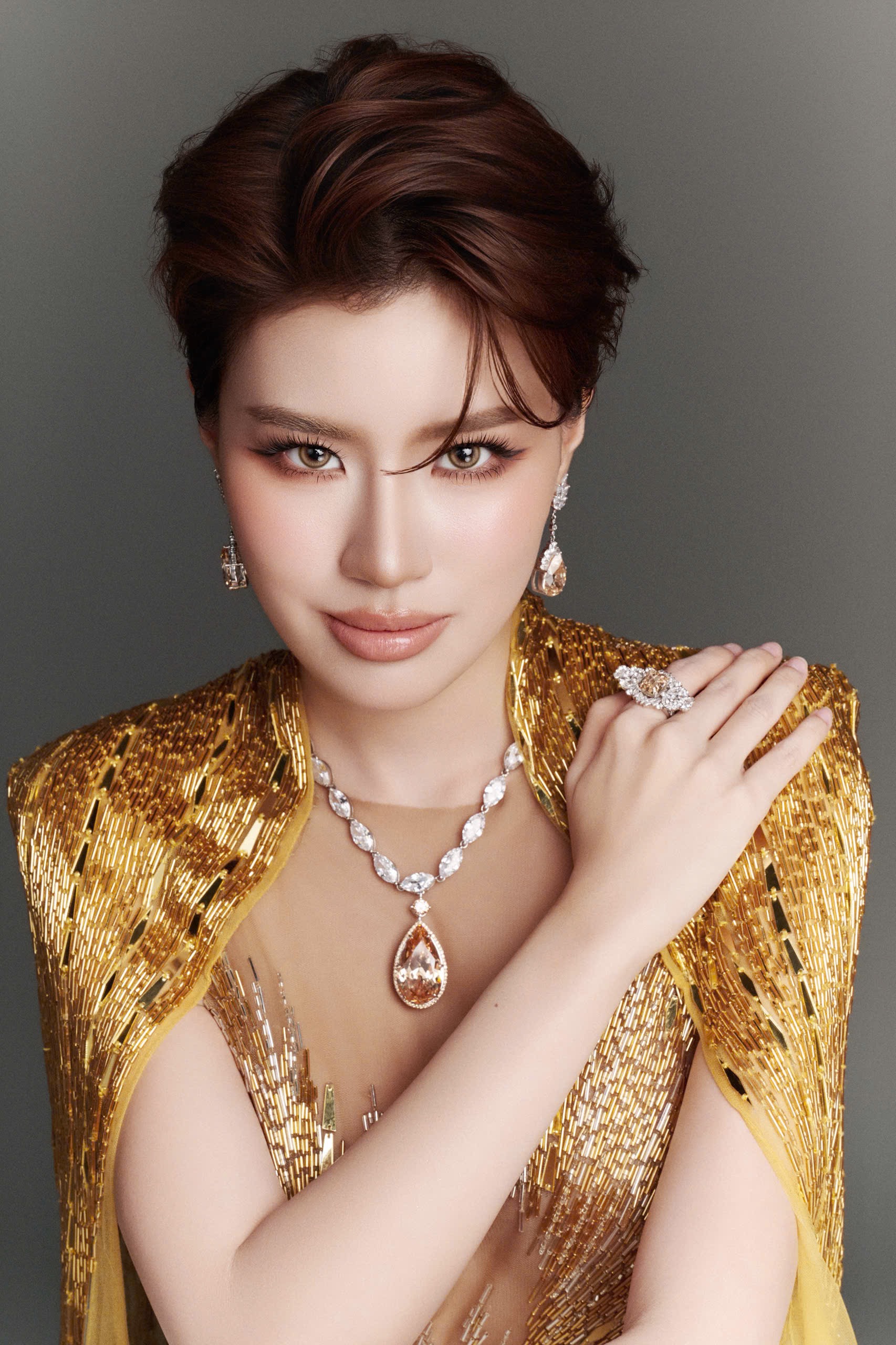 Pháo trong hình ảnh giới thiệu thí sinh Miss Universe Vietnam 2026. Ảnh: BTC