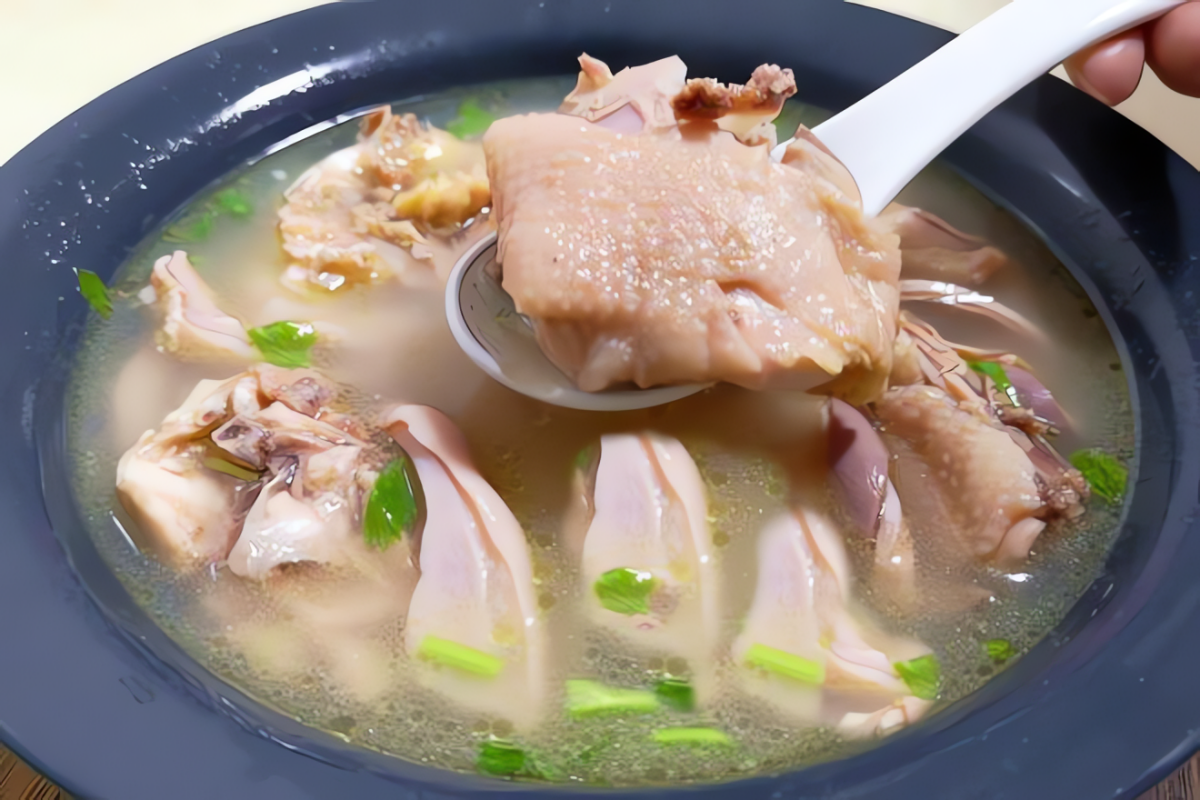 Loại thịt có canxi cao hơn sữa, giàu sắt và selen, bổ máu, tốt xương, xào ớt thành món ngon kích thích vị giác - 3