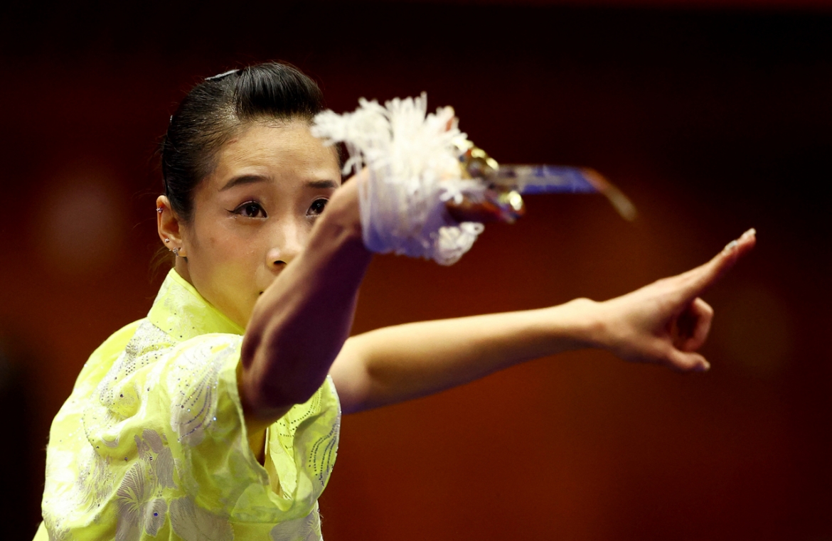Dương Thuý Vi giành HCĐ (Ảnh: Reuters)
