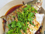 Bếp Eva - Loại cá đứng đầu “tứ quý ngư”, giàu dinh dưỡng, thịt trắng, mềm, vị ngọt tự nhiên, đem hấp xì dầu ngon tuyệt