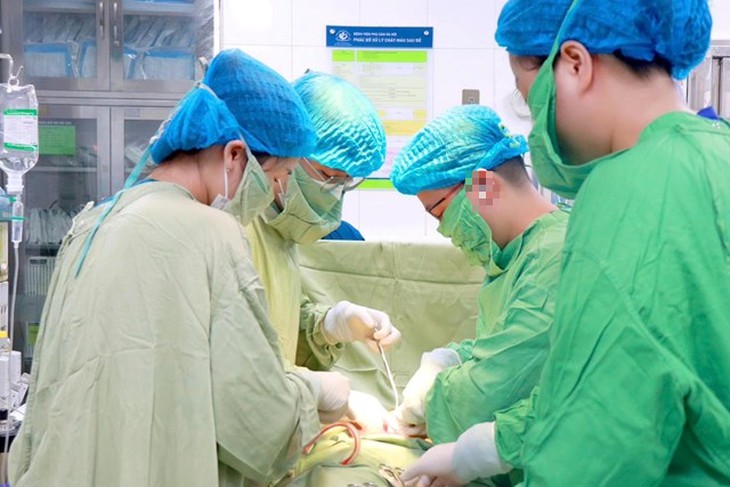Chửa ngoài tử cung là tình trạng cấp cứu sản khoa vì nếu không phát hiện và xử trí kịp thời, khối thai có thể vỡ gây chảy máu ồ ạt, đe dọa trực tiếp đến tính mạng người mẹ. Ảnh BVPSHN