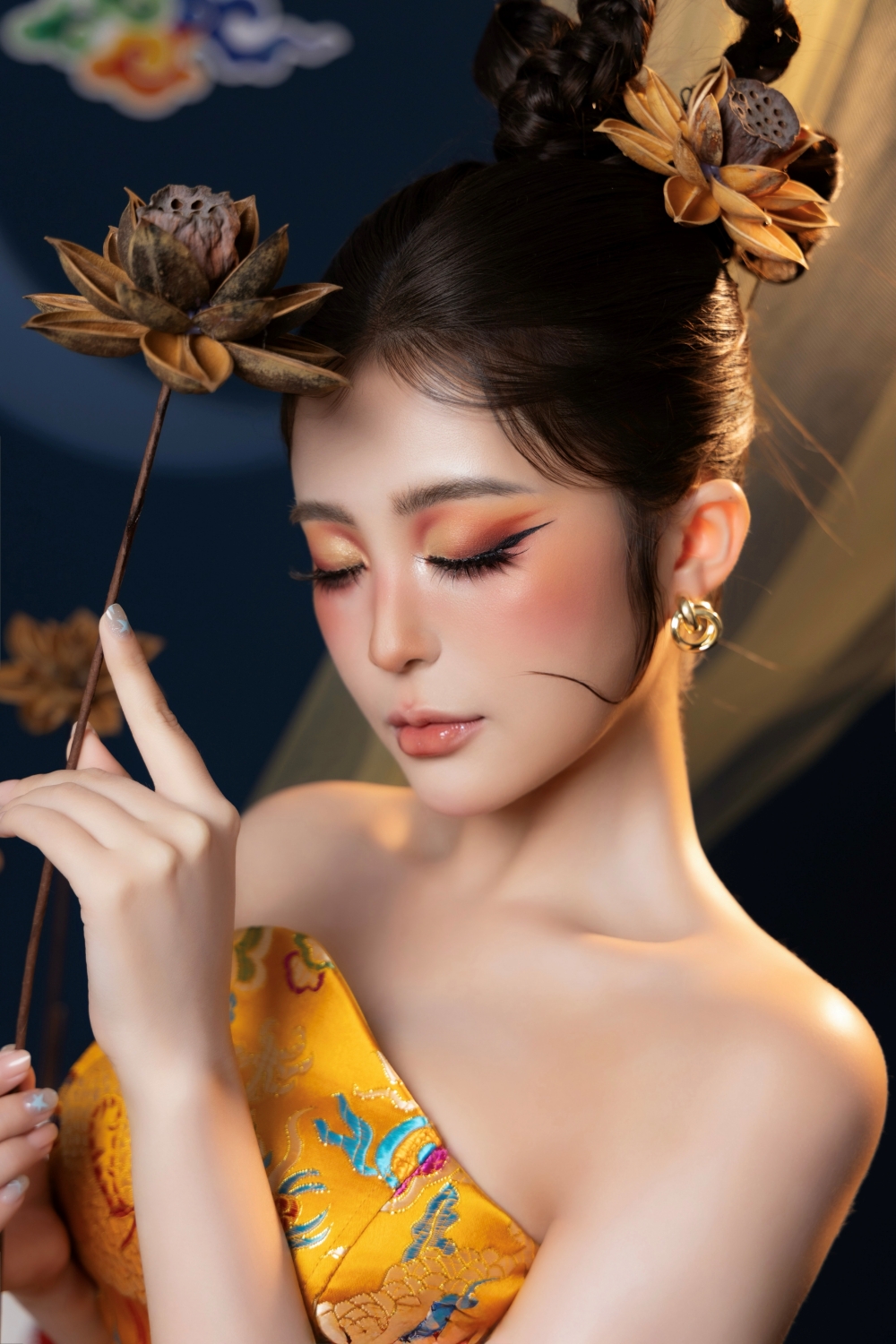 Hoa khôi Hà Nội 2026 Thùy Trang hóa nàng thơ trong bộ ảnh Trung thu - 4