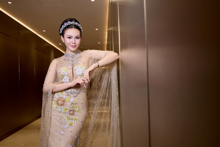 Thanh Hảo sinh năm 1999, quê Bà Rịa - Vũng Tàu. Cô từng giành danh hiệu Hoa khôi Tài sắc Việt Nam 2022 và lọt vào Top 29 Miss Universe Vietnam 2024.